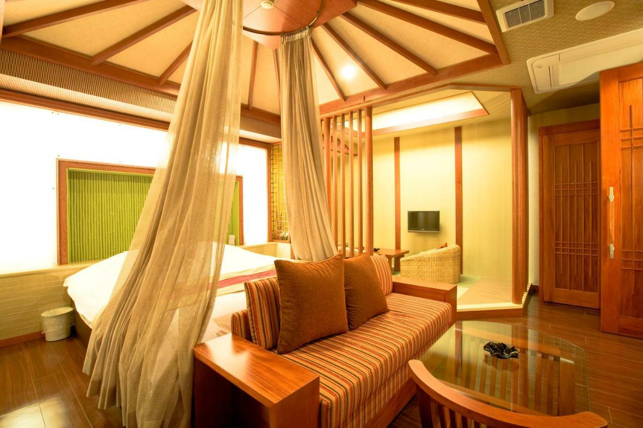 Hotel Bintang Pari Resort (Adults Only) Kobe Exteriör bild