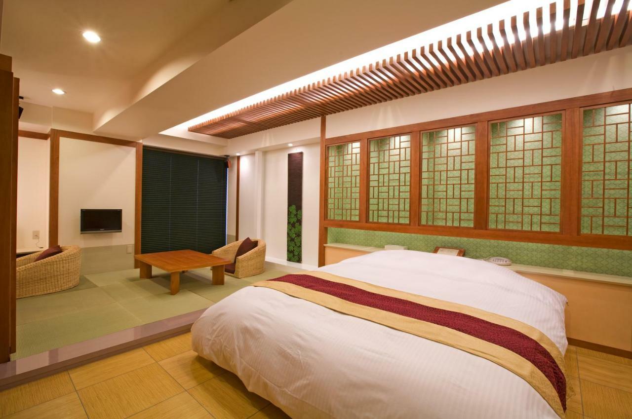 Hotel Bintang Pari Resort (Adults Only) Kobe Exteriör bild